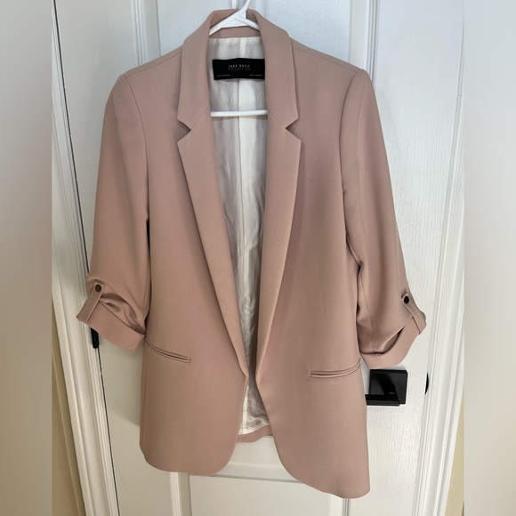 Zara blazer, ruched sleeves, color soft pink (blush pink) size S US - Picture 4 of 9